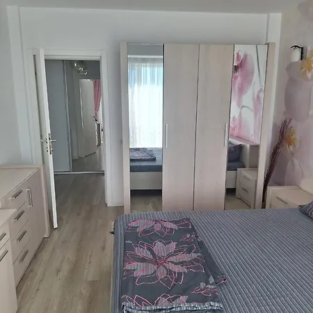 Lejlighed Siana Mamaia